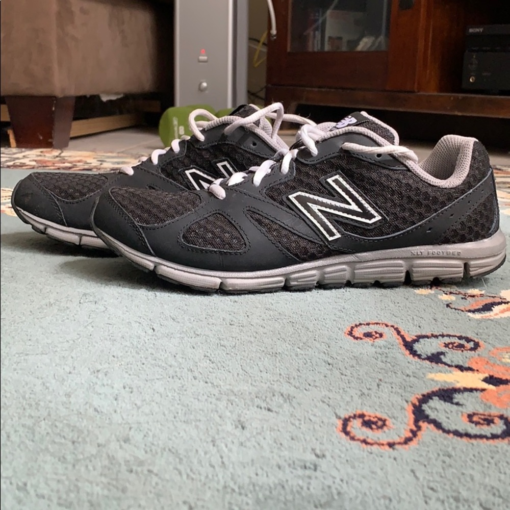 New Balance size 9 Running Shoes